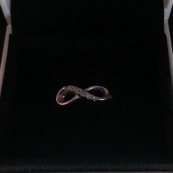 Infinity Diamond Ring - Picture 6 of 6